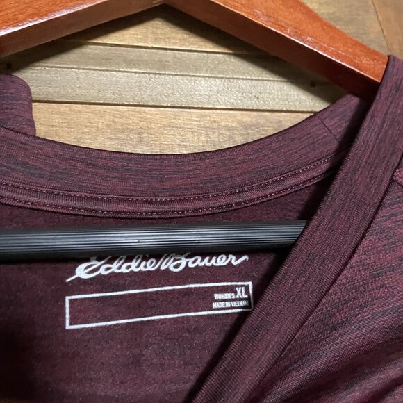 Firm. Eddie Bauer Hyperlayer XL Set, Pant &Top Burgundy. Athletics Yoga Pilates - Picture 8 of 16